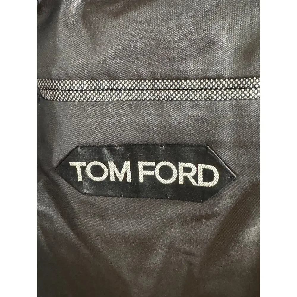Tom Ford Gray Birdseye Peak Lapel Blazer Sportcoat 52IT 42R US Windsor Fit A